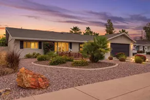 8738 E Rose Ln, Scottsdale, AZ 85250 - Photo 5