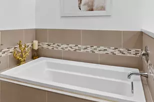 8738 E Rose Ln, Scottsdale, AZ 85250 - Photo 27