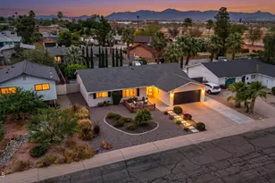8738 E Rose Ln, Scottsdale, AZ 85250 - Photo 3