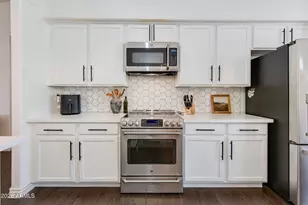 1143 S Larkspur St, Gilbert, AZ 85296 - Photo 7