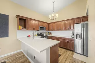 3729 E Taro Ln, Phoenix, AZ 85050 - Photo 9
