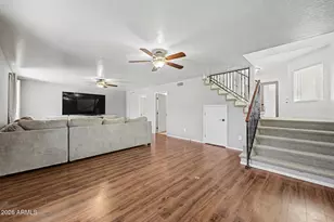 3729 E Taro Ln, Phoenix, AZ 85050 - Photo 13
