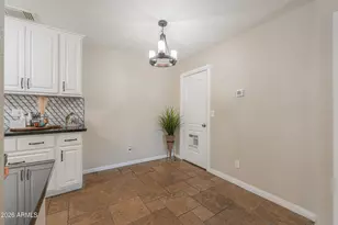 3511 E Baseline Rd, Phoenix, AZ 85042 - Photo 13