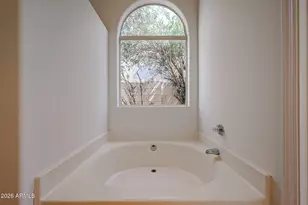 3800 W Linda Ln, Chandler, AZ 85226 - Photo 11