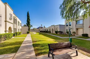 2726 N 60th St, Scottsdale, AZ 85257 - Photo 3