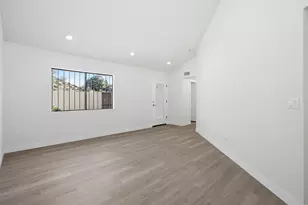 316 E Turquoise Ave, Phoenix, AZ 85020 - Photo 11