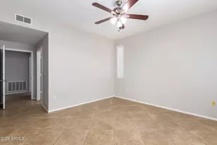 16013 S Desert Foothills Pkwy, Phoenix, AZ 85048 - Photo 11