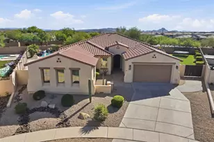 1829 W Aloe Vera Dr, Phoenix, AZ 85085 - Photo 9