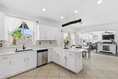 43266 W Lindgren Drive, Maricopa, AZ 85138 - Photo 17