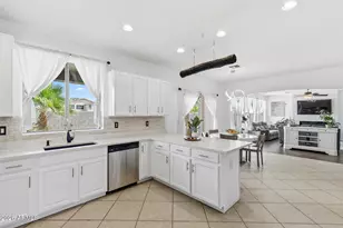 43266 W Lindgren Dr, Maricopa, AZ 85138 - Photo 17