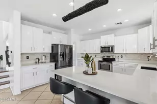 43266 W Lindgren Dr, Maricopa, AZ 85138 - Photo 13