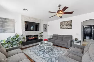 43266 W Lindgren Dr, Maricopa, AZ 85138 - Photo 11