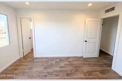 3339 W Country Gables Drive, Phoenix, AZ 85053 - Photo 15