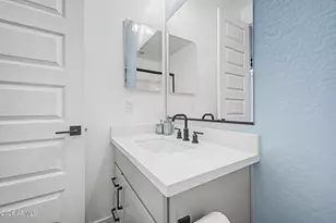 9832 E Satellite Dr, Mesa, AZ 85212 - Photo 25