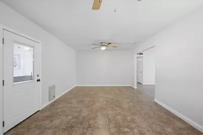 656 W Pecos Avenue, Mesa, AZ 85210 - Photo 9