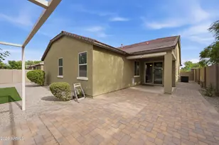 16152 W Desert Flower Dr, Goodyear, AZ 85395 - Photo 23