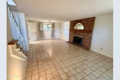 2425 S Newberry Road, Tempe, AZ 85282 - Photo 9