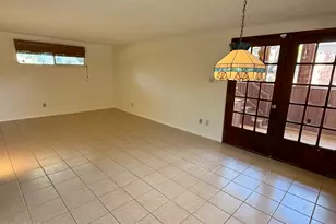 2425 S Newberry Rd, Tempe, AZ 85282 - Photo 21