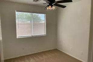 6831 S 33rd Dr, Phoenix, AZ 85041 - Photo 19