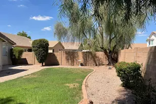 6831 S 33rd Dr, Phoenix, AZ 85041 - Photo 29