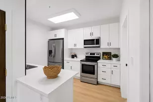 11333 N 92nd St, Scottsdale, AZ 85260 - Photo 9