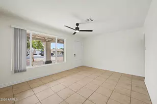4225 N 33rd Dr, Phoenix, AZ 85017 - Photo 11