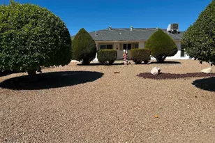 13207 N Branding Iron Dr, Sun City, AZ 85351 - Photo 23