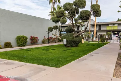 7141 N 16th Street #230, Phoenix, AZ 85020 - Photo 33