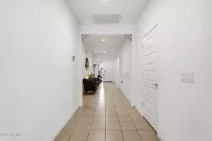 256 W Chaska Trail, San Tan Valley, AZ 85140 - Photo 5