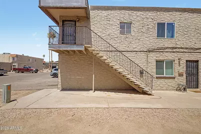 1209 N 47th Place, Phoenix, AZ 85008 - Photo 1