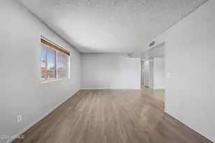 1209 N 47th Pl, Phoenix, AZ 85008 - Photo 3