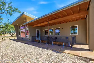 1917 Devonshire Dr, Sierra Vista, AZ 85635 - Photo 3