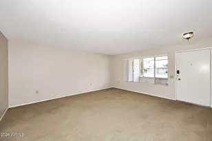 10010 W Sandstone Dr, Sun City, AZ 85351 - Photo 5
