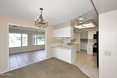 10010 W Sandstone Drive, Sun City, AZ 85351 - Photo 9