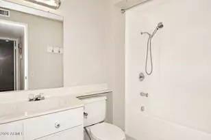 10010 W Sandstone Dr, Sun City, AZ 85351 - Photo 19