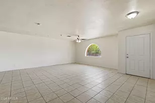 6452 W Thomas Rd, Phoenix, AZ 85033 - Photo 3