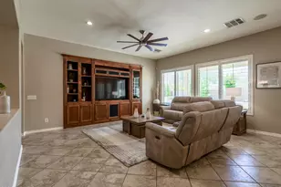1719 W Aloe Vera Dr, Phoenix, AZ 85085 - Photo 13