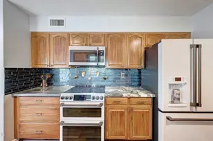 10914 W Campana Dr, Sun City, AZ 85351 - Photo 9