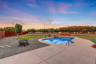 10914 W Campana Dr, Sun City, AZ 85351 - Photo 39