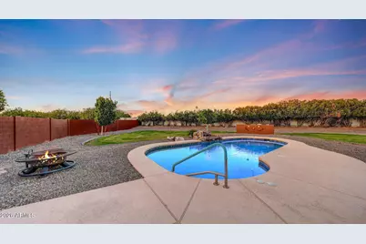 10914 W Campana Drive, Sun City, AZ 85351 - Photo 3