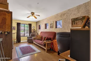 9079 E Caribbean Ln, Scottsdale, AZ 85260 - Photo 17