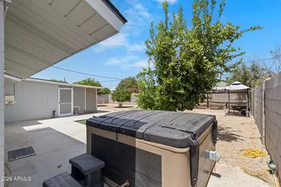 10120 W Riviera Drive, Sun City, AZ 85351 - Photo 35