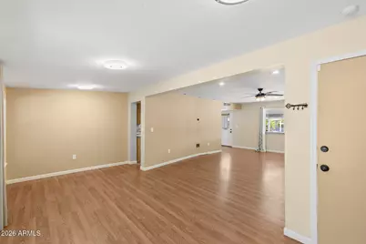 10120 W Riviera Drive, Sun City, AZ 85351 - Photo 15