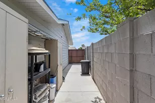 10120 W Riviera Dr, Sun City, AZ 85351 - Photo 41