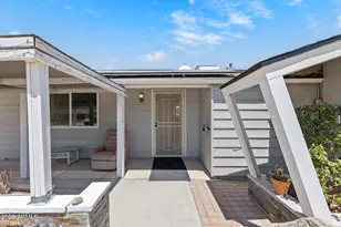 10120 W Riviera Dr, Sun City, AZ 85351 - Photo 9