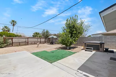 10120 W Riviera Drive, Sun City, AZ 85351 - Photo 37
