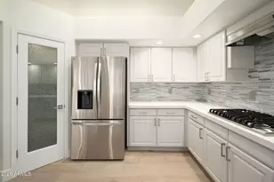 7417 E Cochise Dr, Scottsdale, AZ 85258 - Photo 9