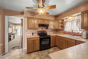 5013 S 21st Way, Phoenix, AZ 85040 - Photo 9