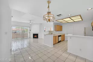 10410 N Cave Creek Rd, Phoenix, AZ 85020 - Photo 11