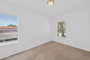 10410 N Cave Creek Rd, Phoenix, AZ 85020 - Photo 37
